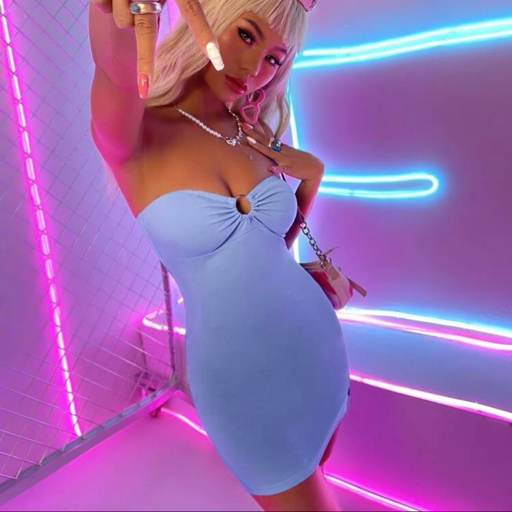 Strapless dress
